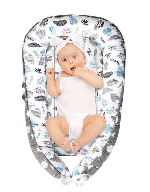 Load image into Gallery viewer, Baby Nest Soft Newborn Lounger
