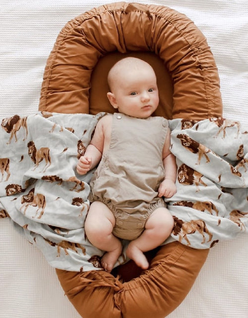 Load image into Gallery viewer, Portable Baby Nest Crib Baby Lounger

